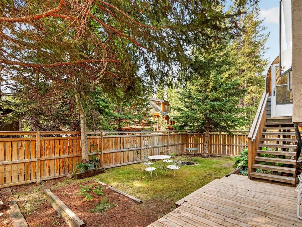 22 Pinewood Crescent
