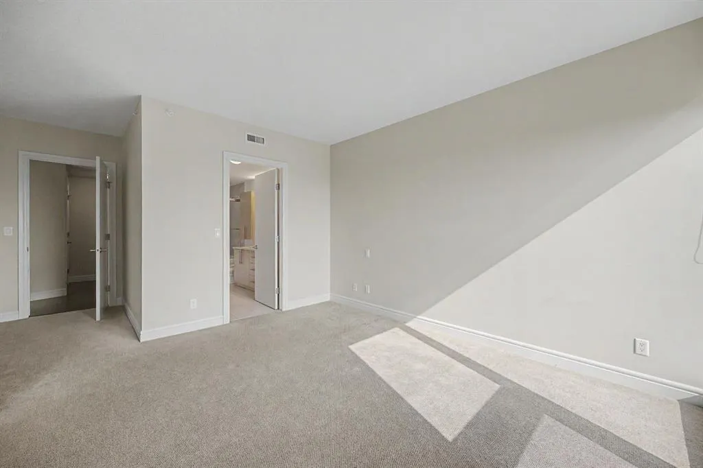 817 15 Avenue SW #2101