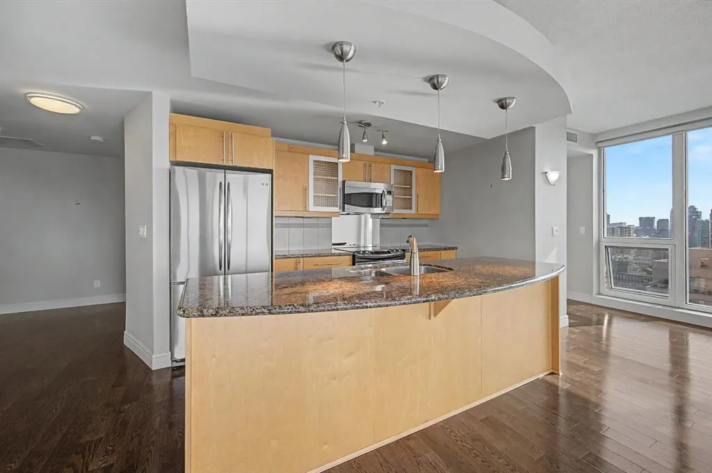 817 15 Avenue SW #2101