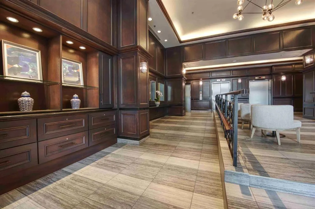 817 15 Avenue SW #2101