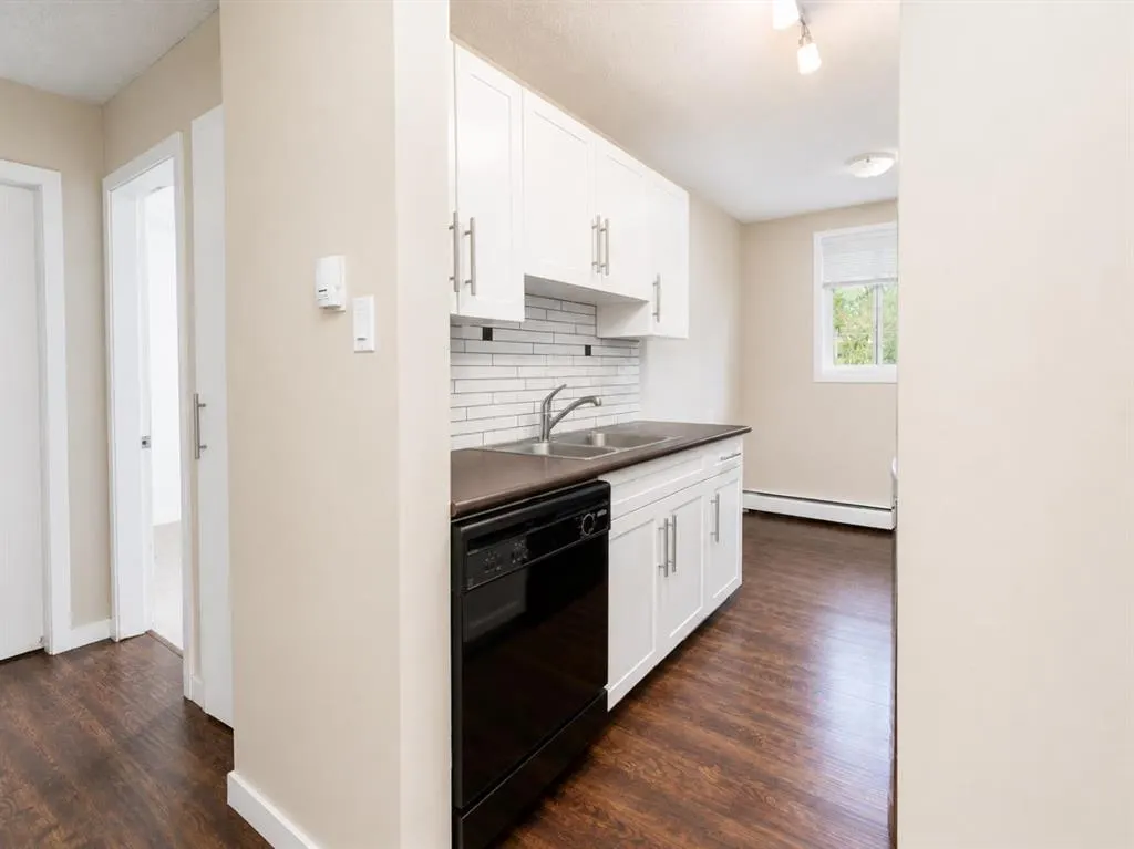 10305 116 Street NW #202