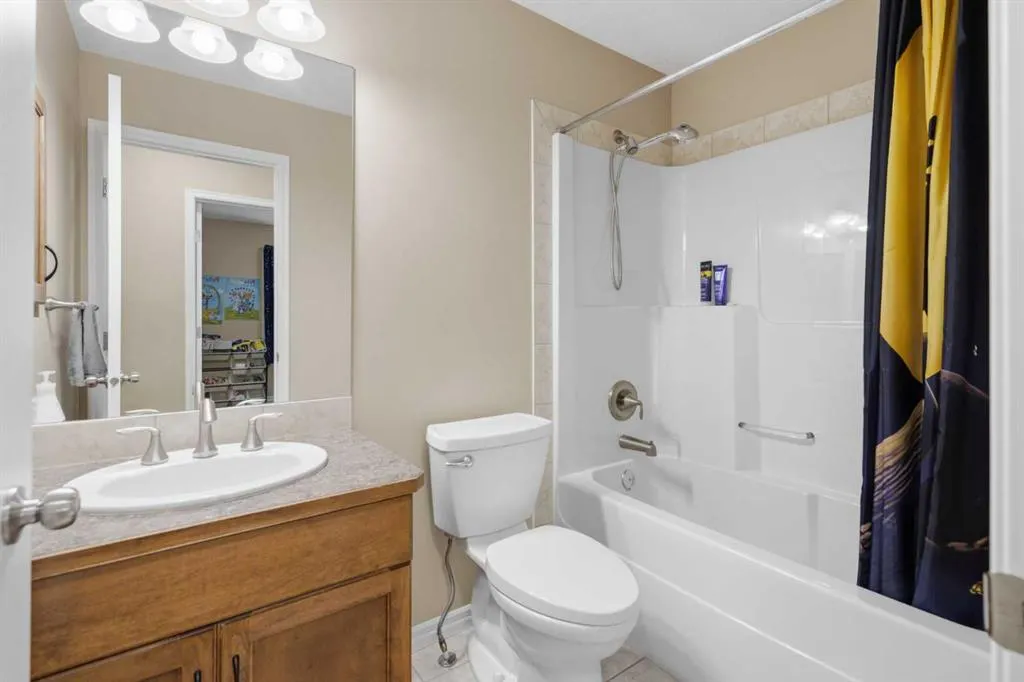 107 Brightonstone Common SE