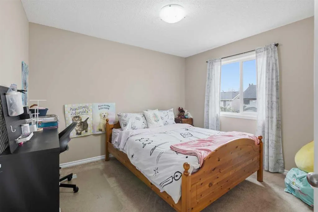 107 Brightonstone Common SE