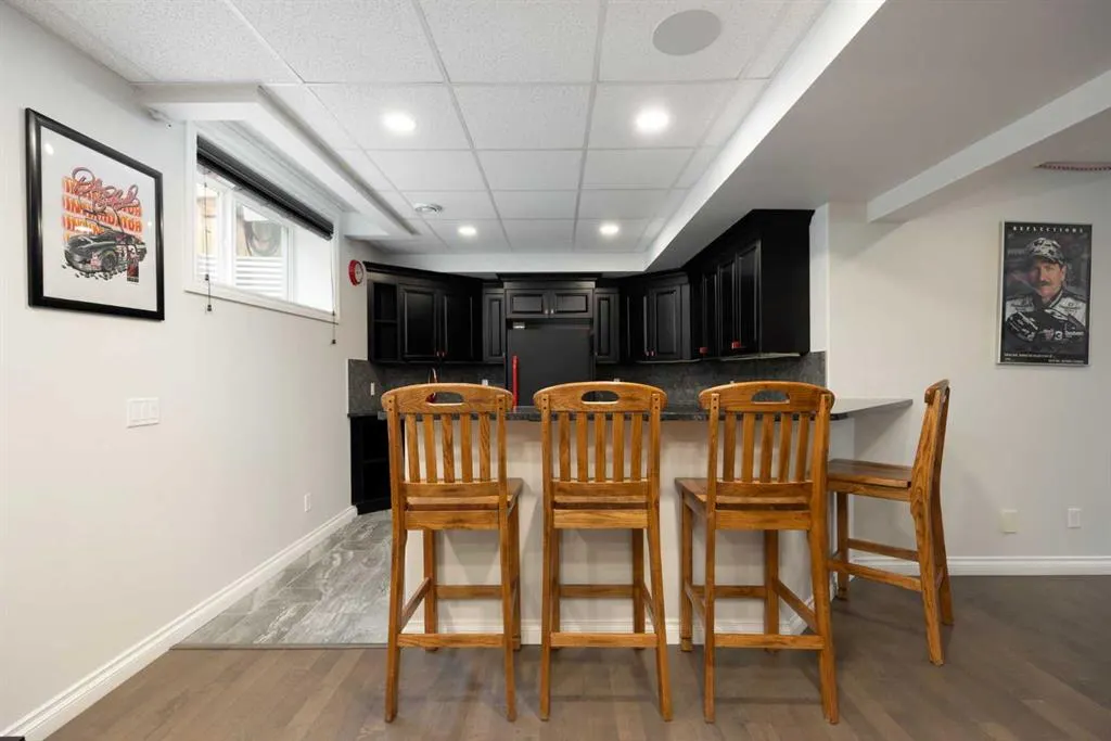 125 Beardsley Crescent