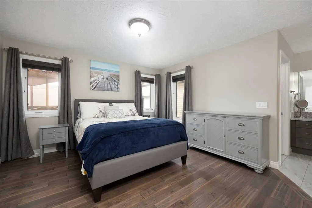 125 Beardsley Crescent