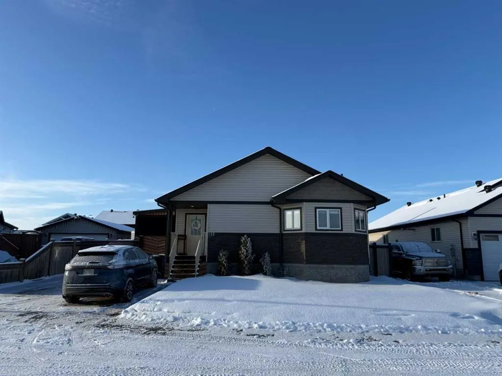 125 Beardsley Crescent