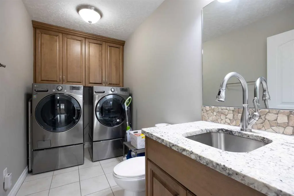 125 Beardsley Crescent
