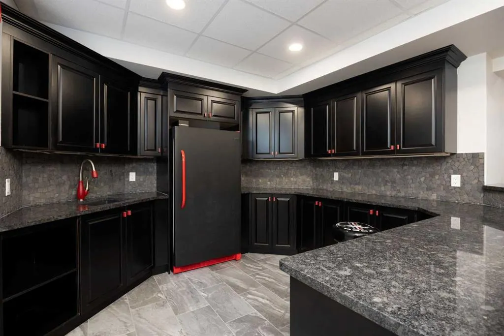 125 Beardsley Crescent