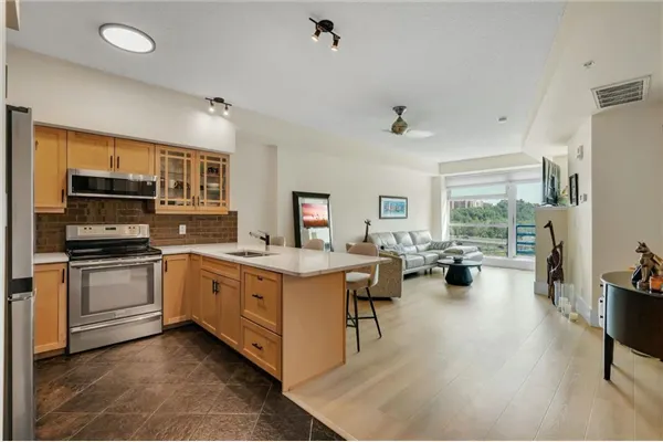 205 Riverfront Avenue SW