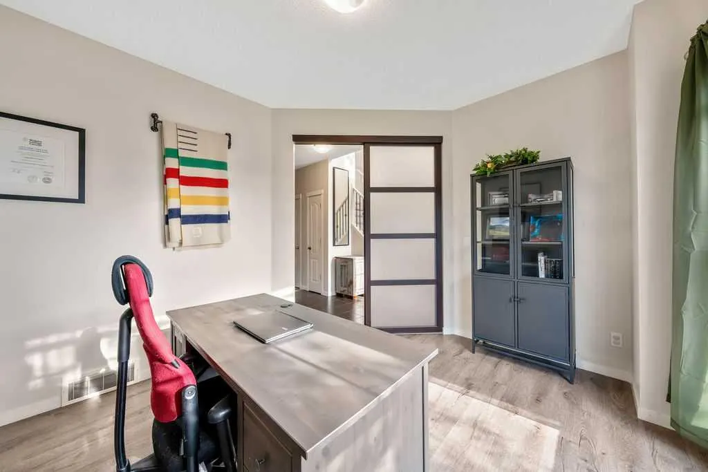 132 Evansborough Way NW