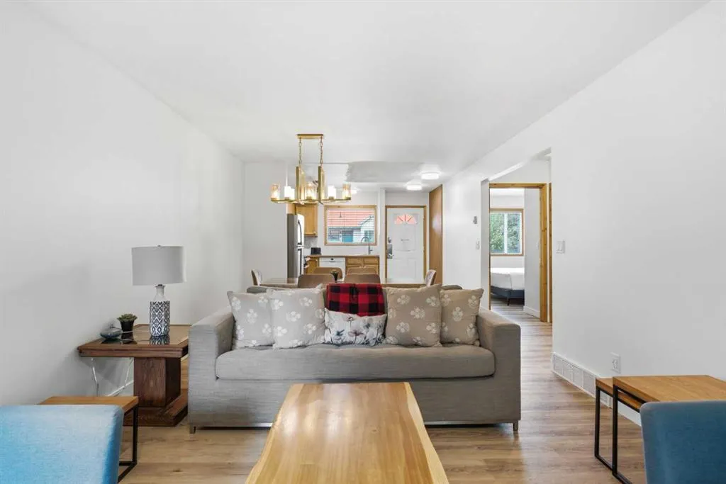 1720 Bow Valley Trail #114