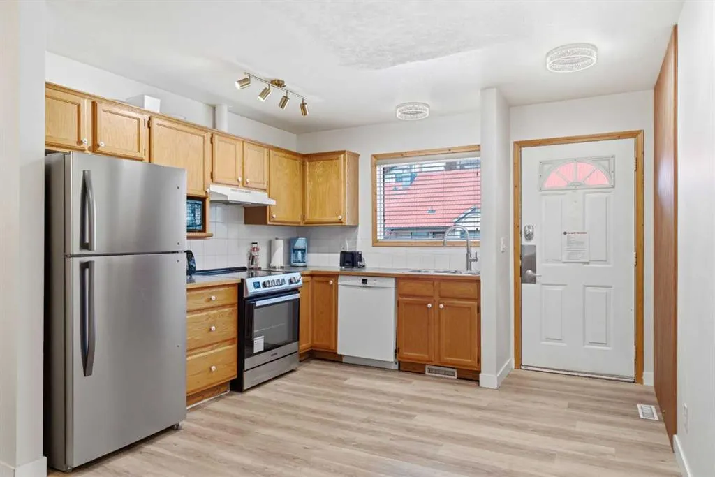 1720 Bow Valley Trail #114