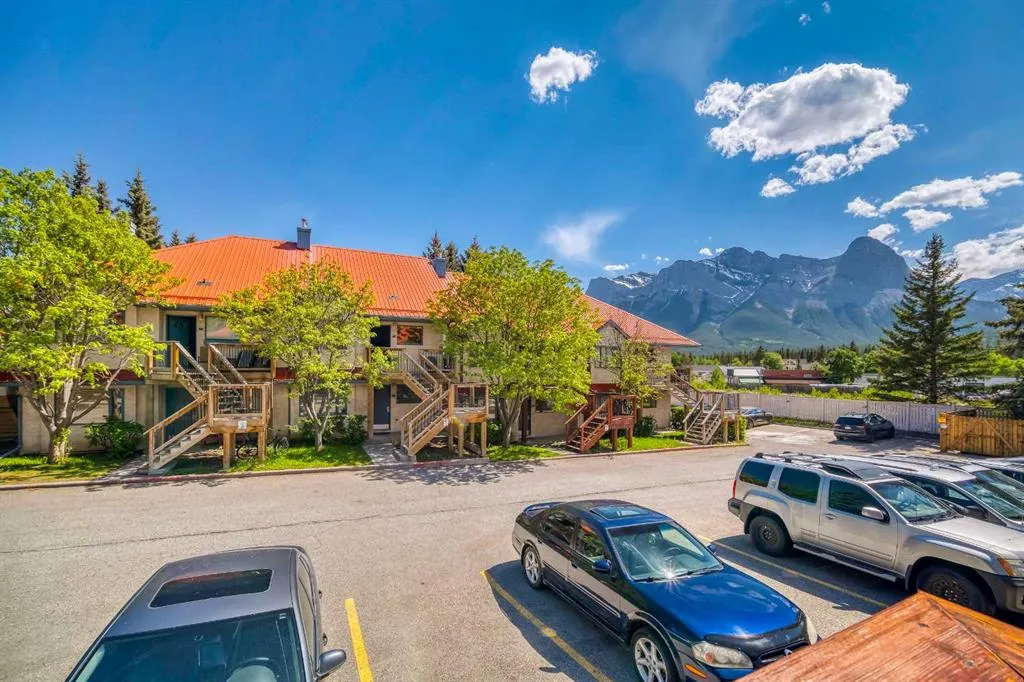 1720 Bow Valley Trail #114