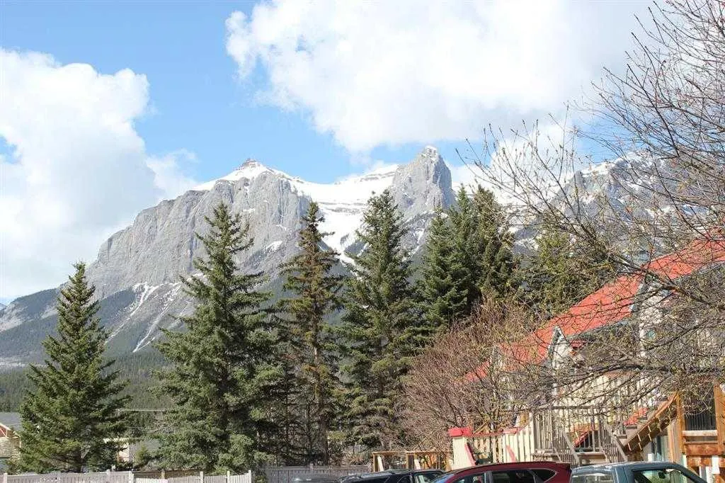 1720 Bow Valley Trail #114