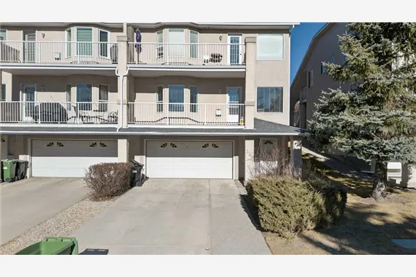 320 Sierra Morena Green SW