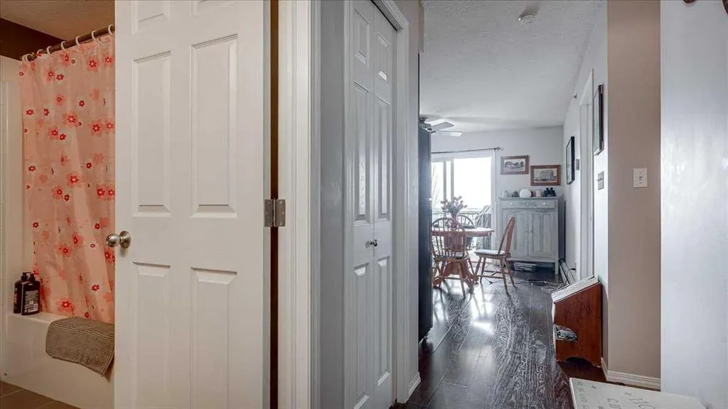 3 Broadway Rise #410