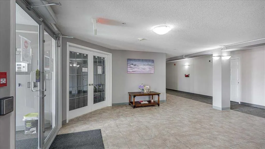 3 Broadway Rise #410