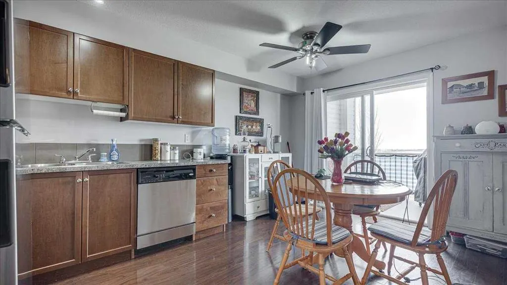 3 Broadway Rise #410