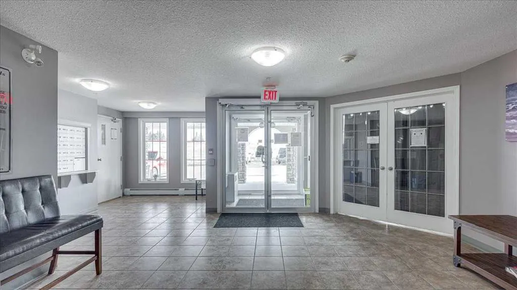 3 Broadway Rise #410