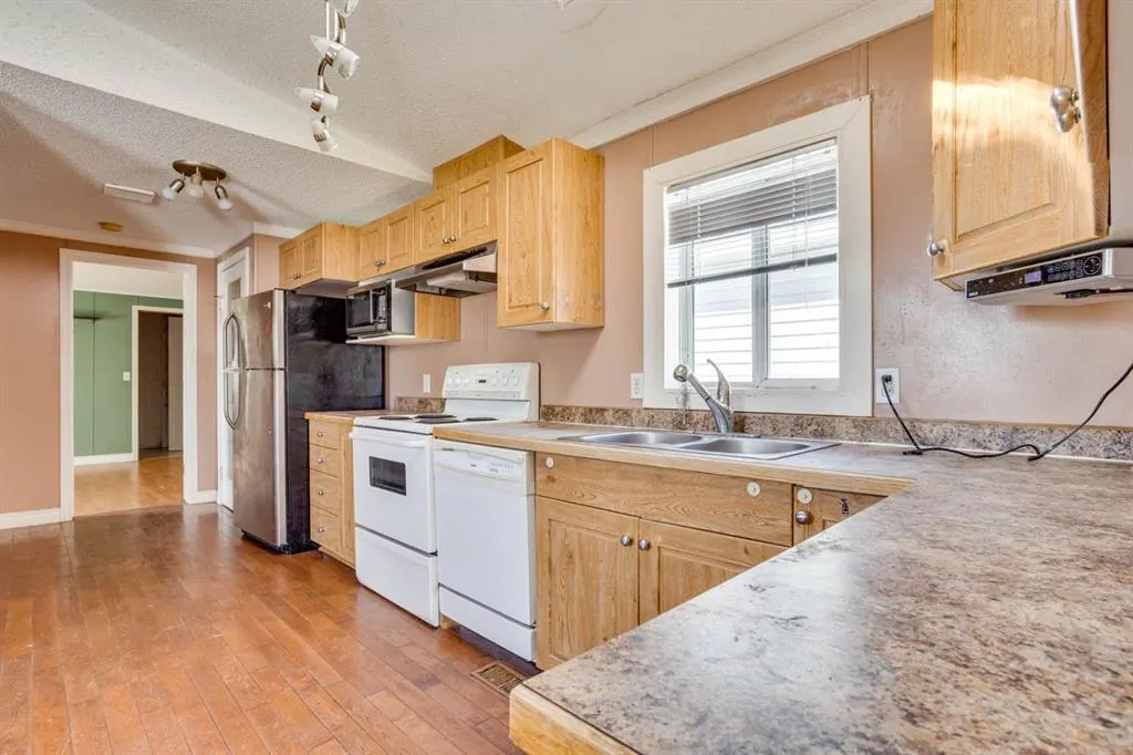 248 Palomino Close