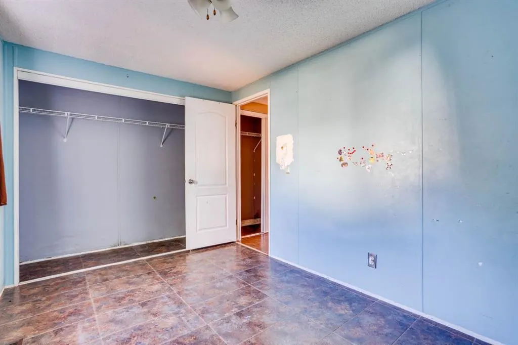 248 Palomino Close