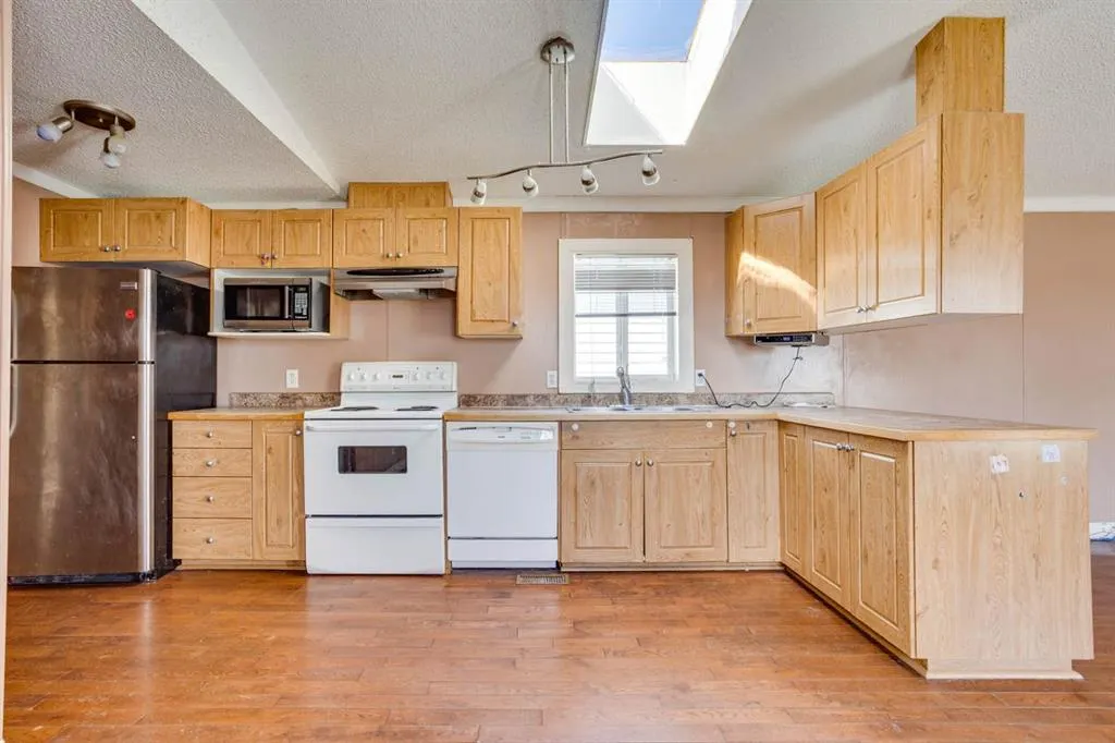 248 Palomino Close