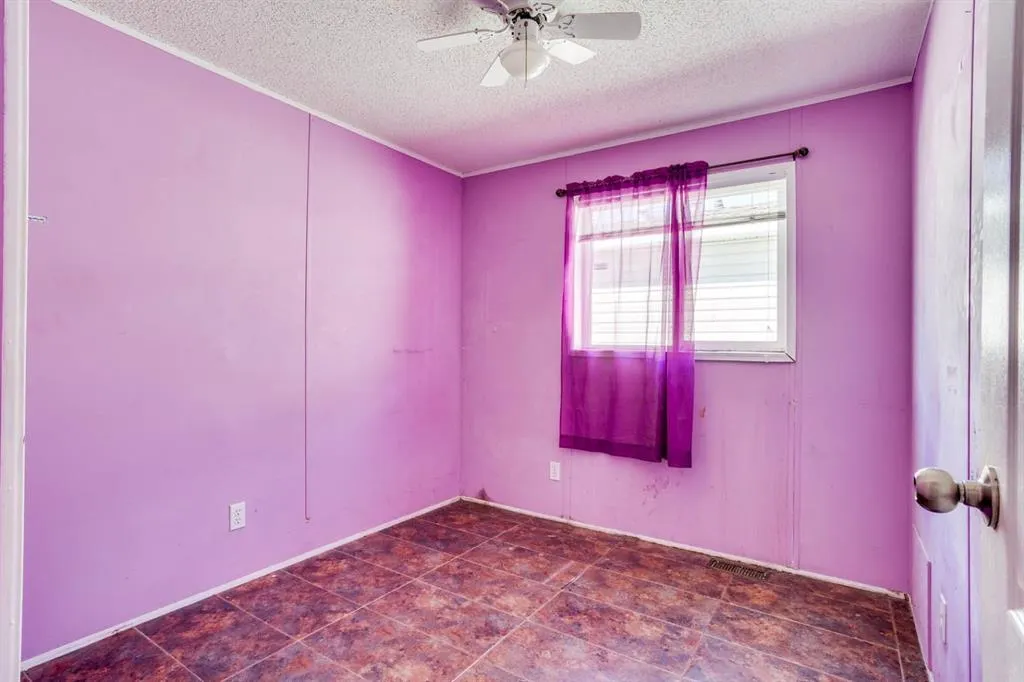 248 Palomino Close