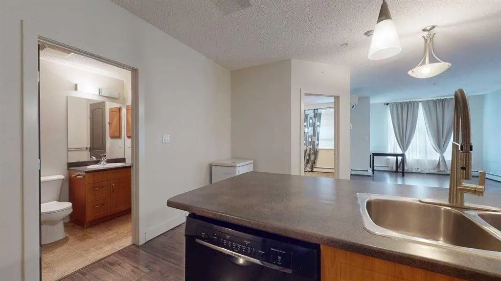 136C Sandpiper Road #104