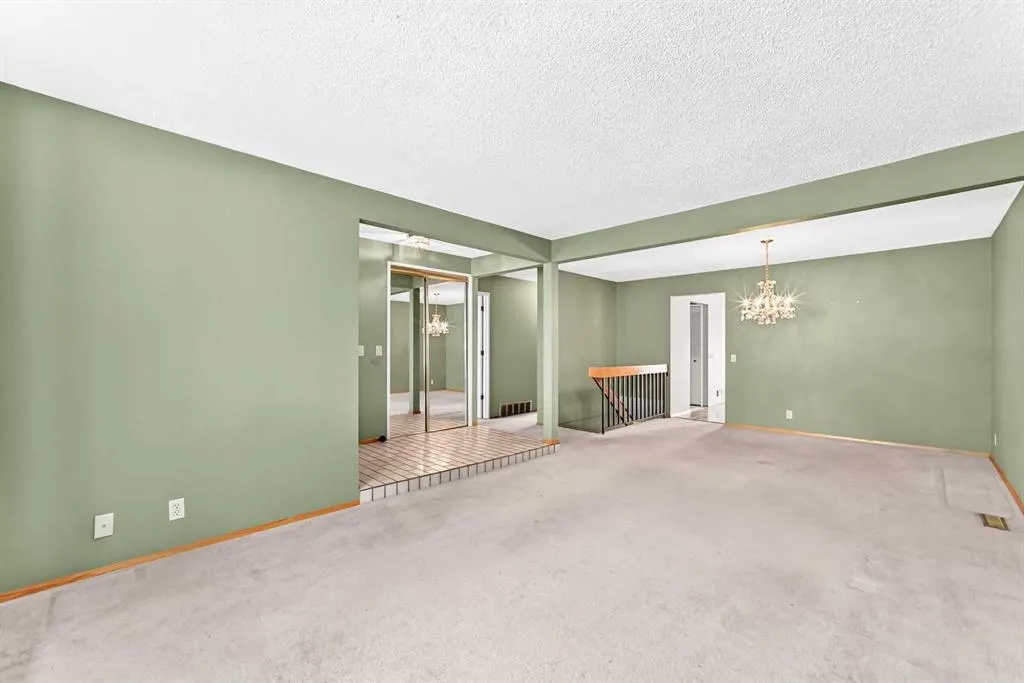 128 Erin Woods Drive SE