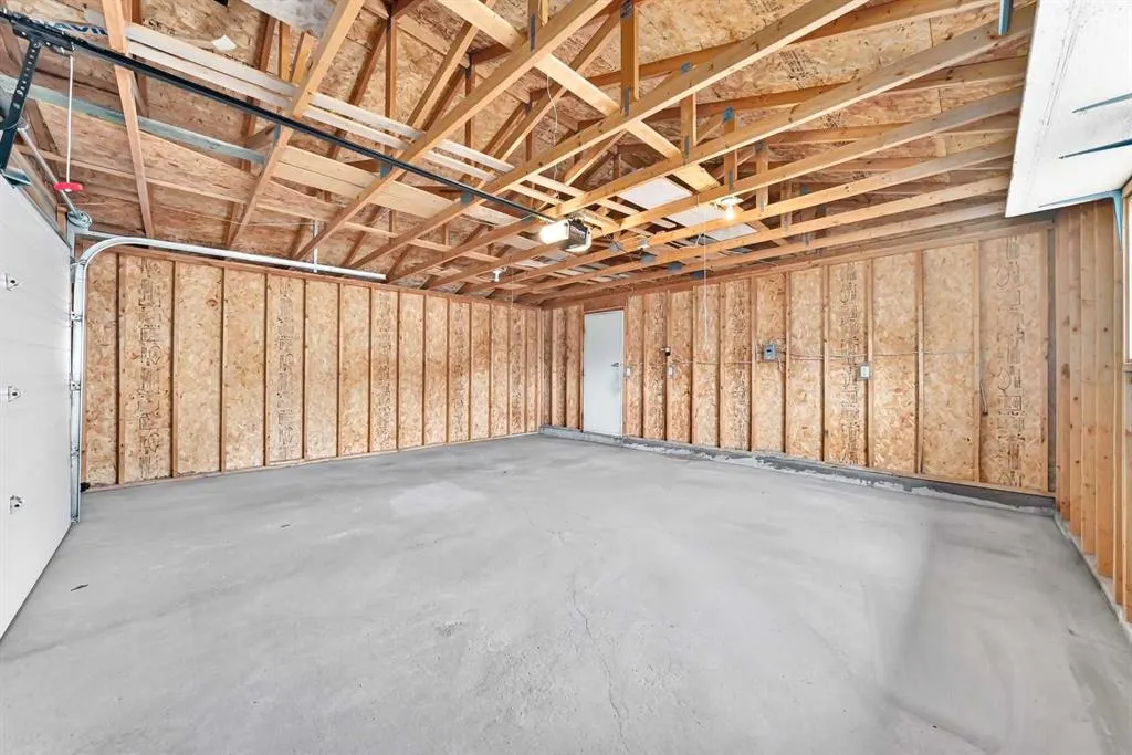 128 Erin Woods Drive SE