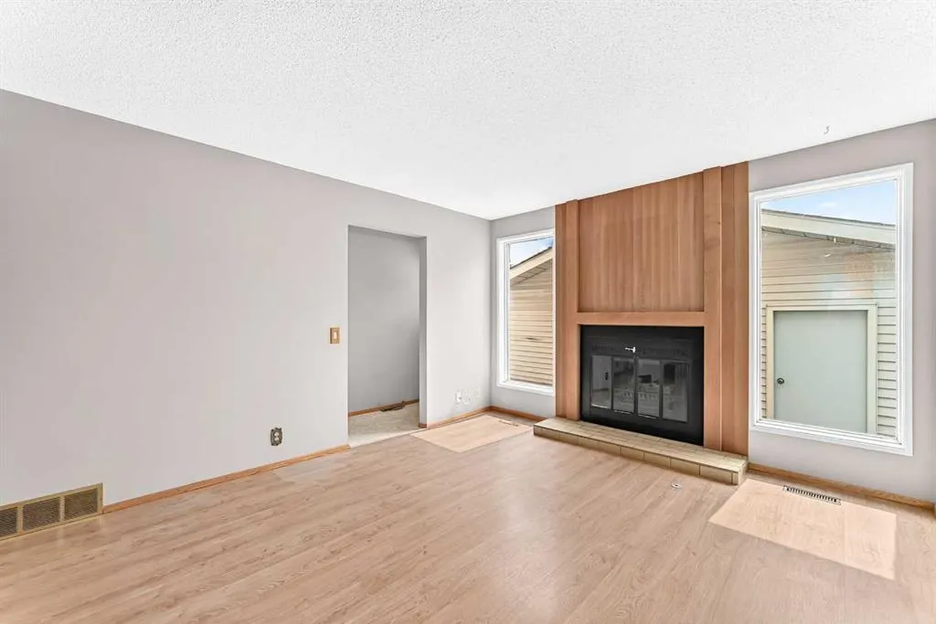 128 Erin Woods Drive SE
