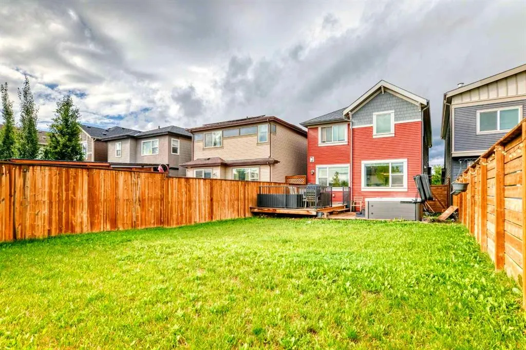 313 Walgrove Terrace SE