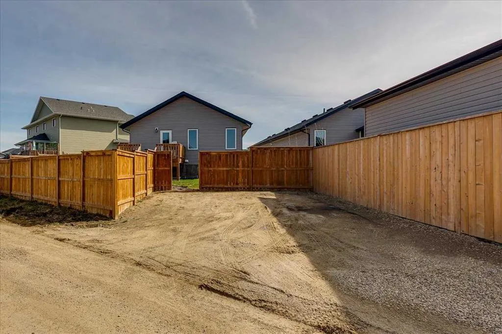 58 Ranchers Close