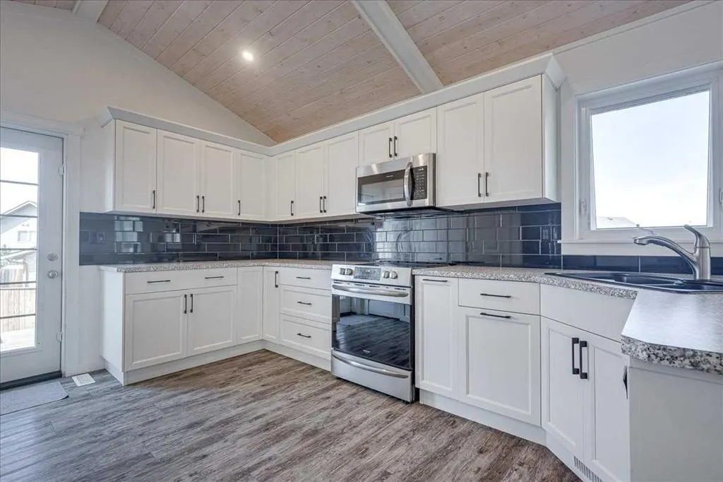 58 Ranchers Close