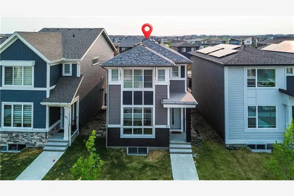 87 Corner Meadows Grove NE