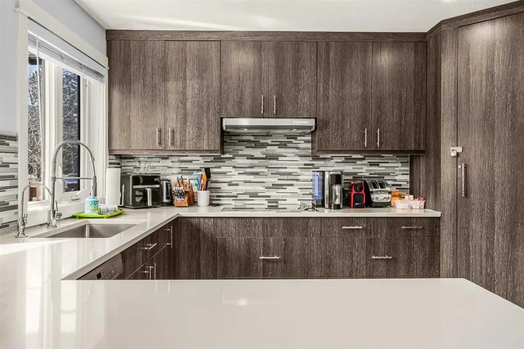 1406 2nd Avenue #1