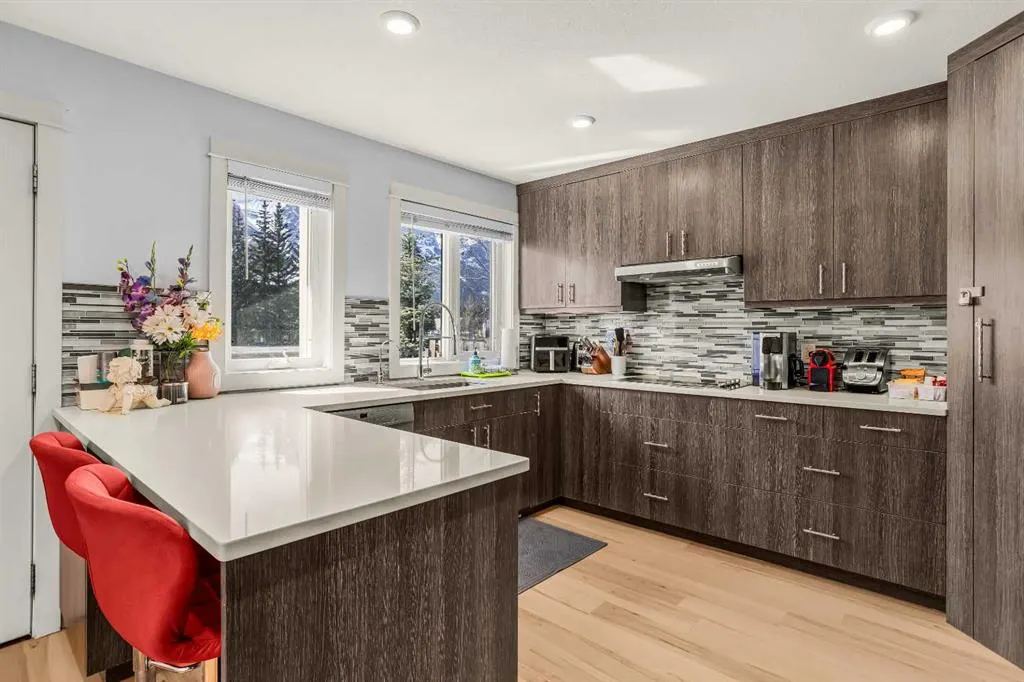 1406 2nd Avenue #1