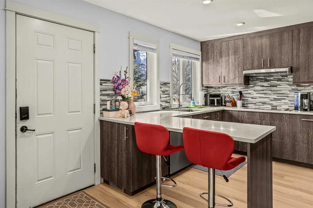 1406 2nd Avenue #1