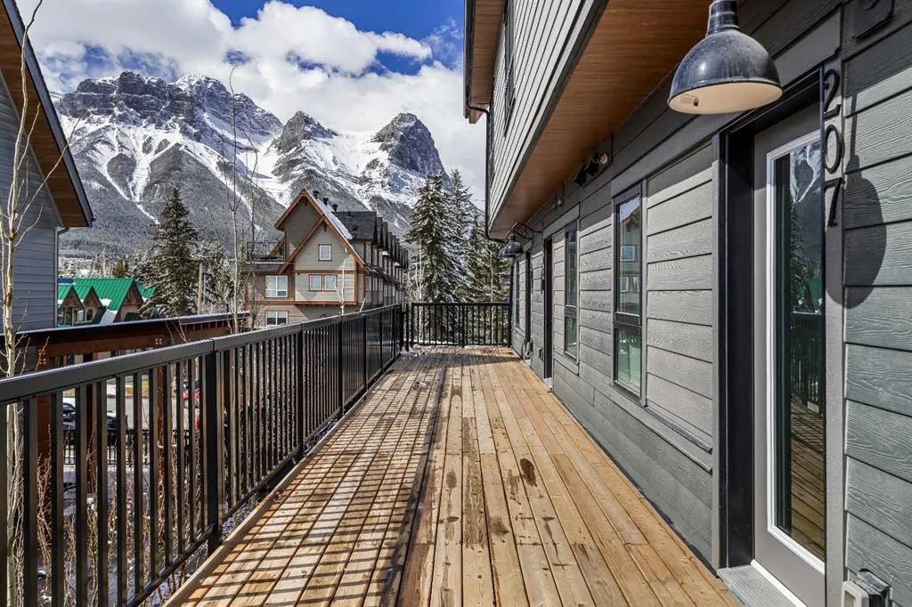 105 Kananaskis Way #207