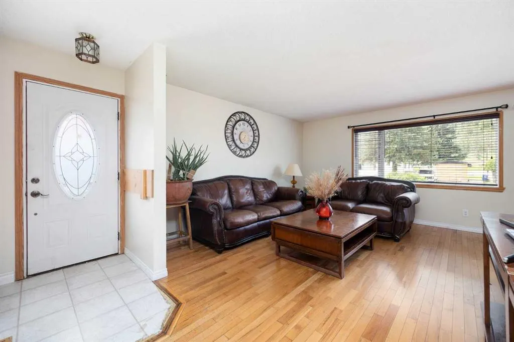 14 Saunderson Avenue