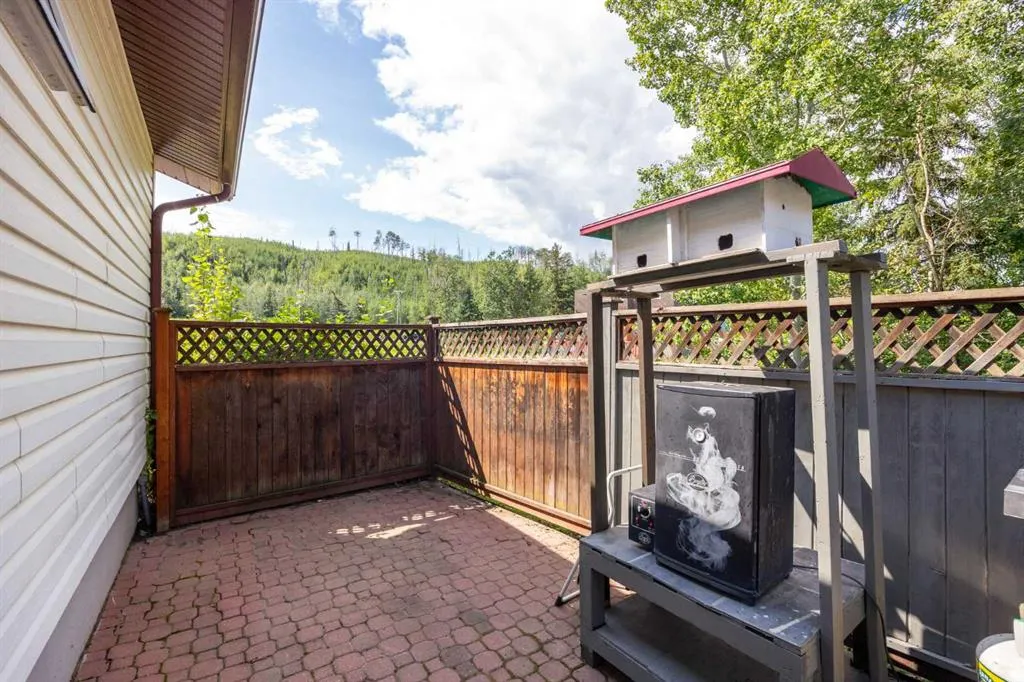 14 Saunderson Avenue