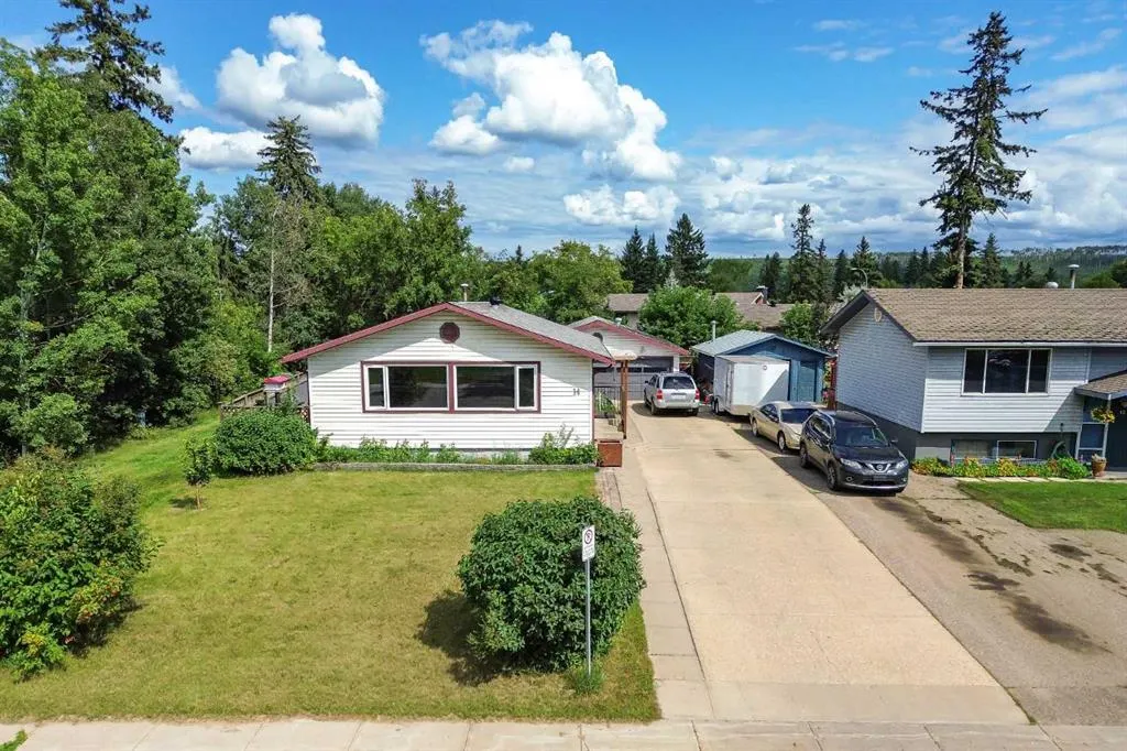 14 Saunderson Avenue