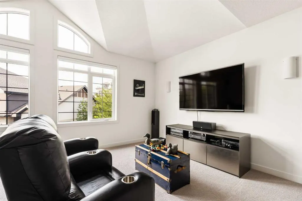 25 Quarry Common SE