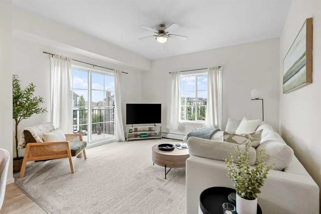 99 Copperstone Park SE #4418
