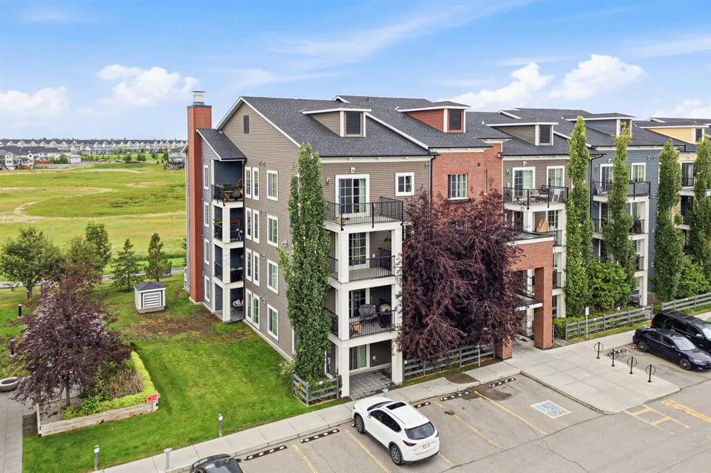 99 Copperstone Park SE #4418