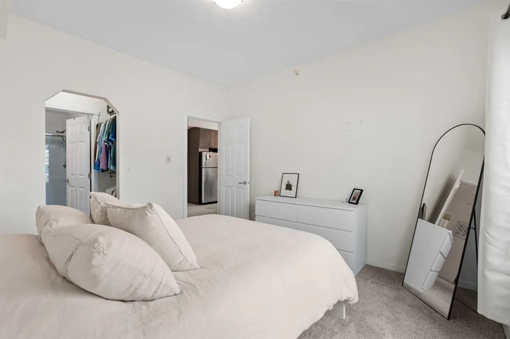 99 Copperstone Park SE #4418