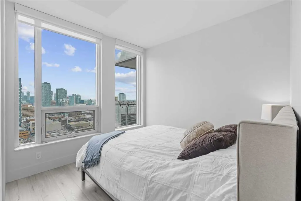 901 10 Avenue SW #2206