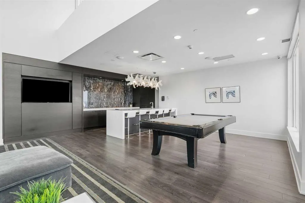 901 10 Avenue SW #2206
