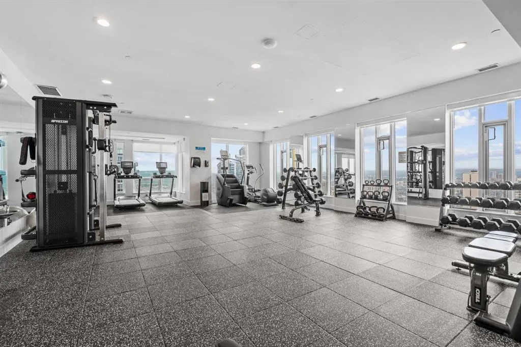 901 10 Avenue SW #2206