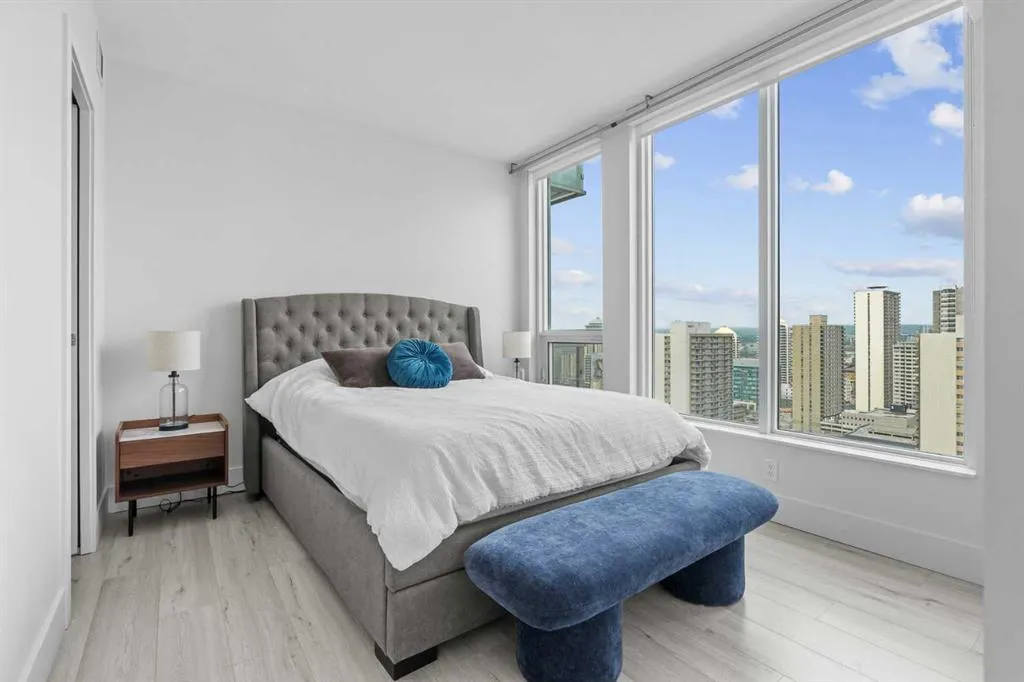 901 10 Avenue SW #2206